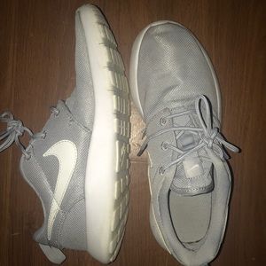Nike Shoes - Kid nike shoes Nike Shoes - Kid nike shoes